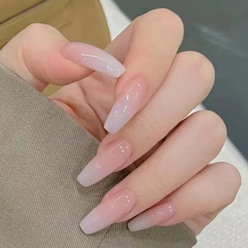 Lot de 24 faux ongles Sweet Love avec dégradé, réutilisables, courts et couvrants, pour femmes