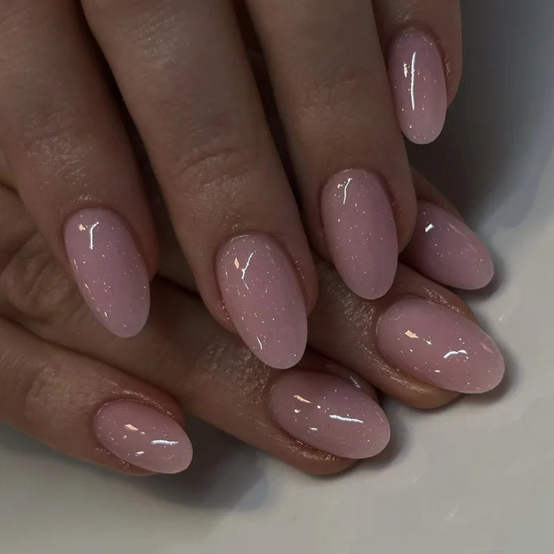 24 faux ongles à coller, forme amande simple, courts et ovales, pour manucure femme.